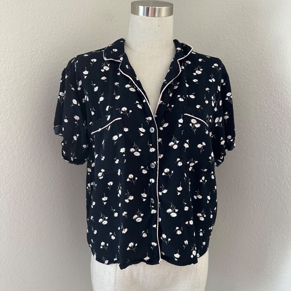 Abercrombie & Fitch Pajama Top V Neck Short Sleeve Piping Floral Print Lightweig
